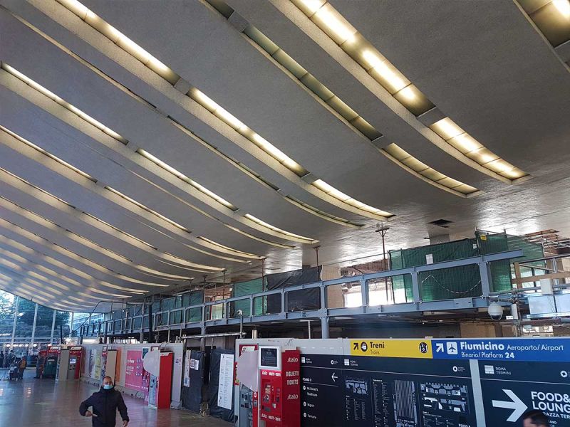 stazione binari b c f